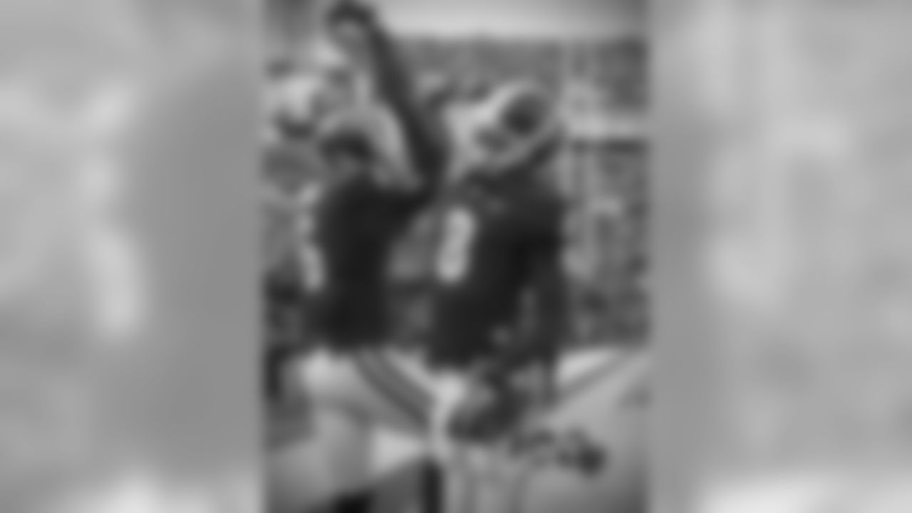 With the 126th overall pick in the 2019 NFL Draft, the Bears select WR Riley Ridley.