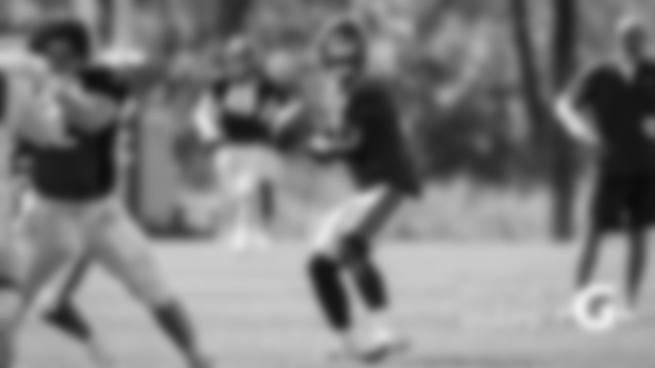 QB Justin Fields