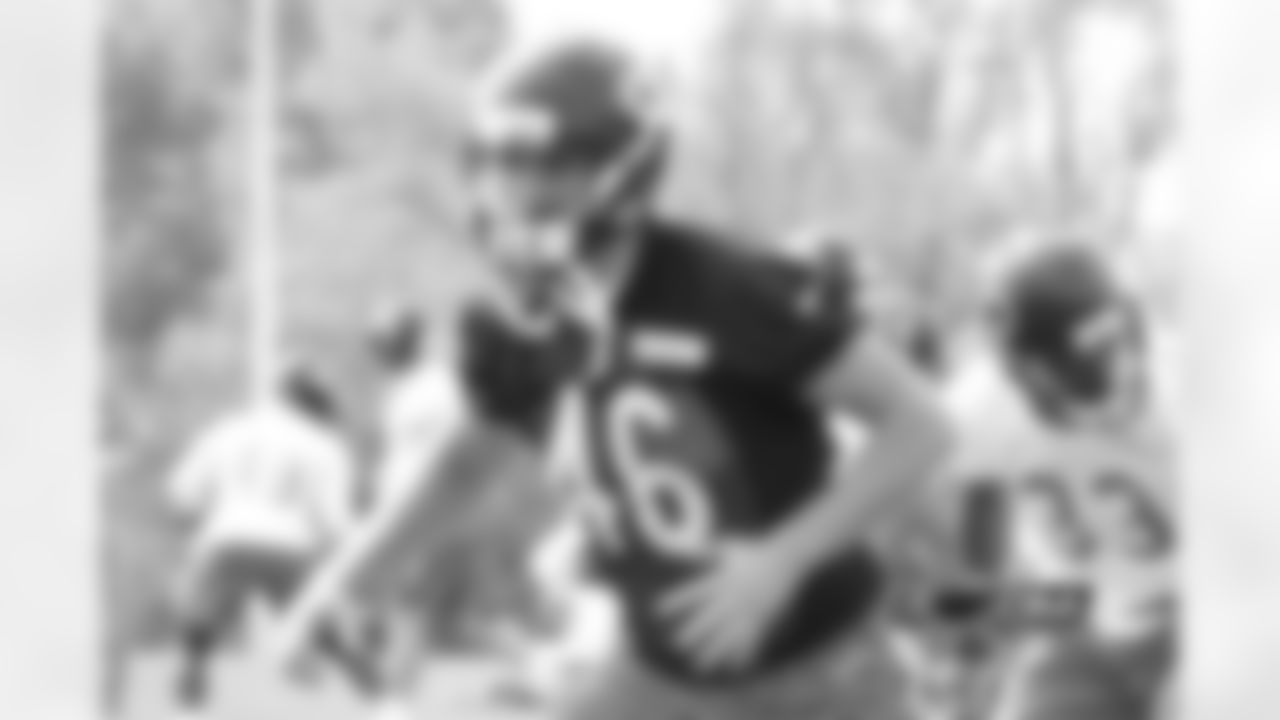 LS Aaron Brewer
