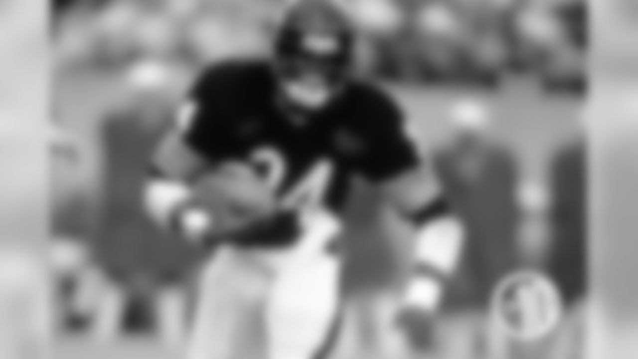 Payton rushed for more than 3,500 yards at Jackson State, averaging 6.1 yards per carry, and set the school record for career rushing touchdowns with 65.