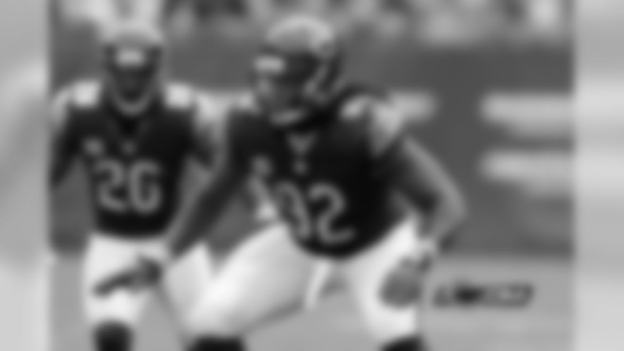 LB Pernell McPhee