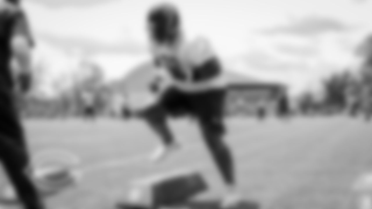 DL Mike Pennel