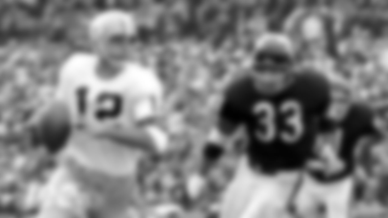 95. Larry Morris, LB
1959-65