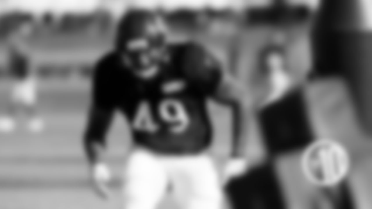 8. Kylie Fitts
The rookie outside linebacker must continue to impress with his quick first-step and pass rush ability to earn playing time.