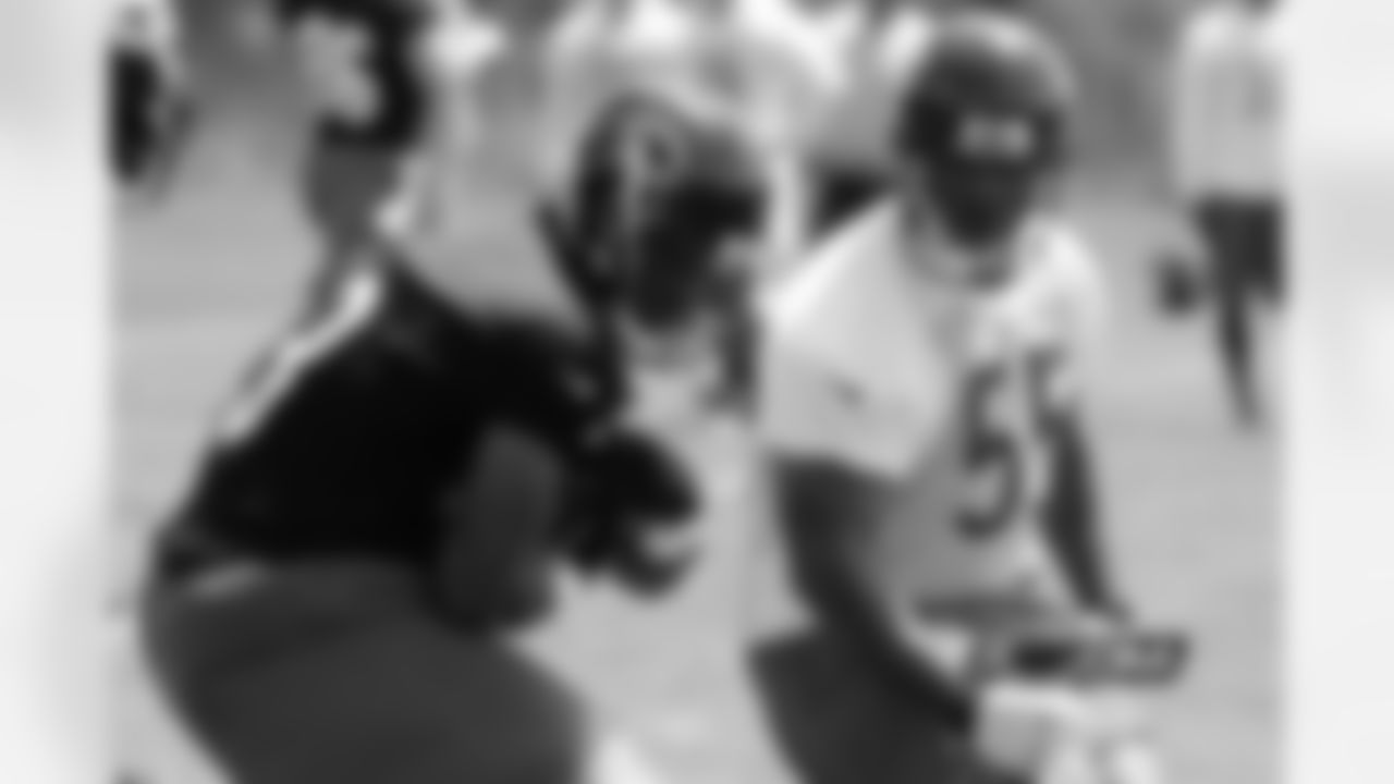 83 TE Martellus Bennett, #55 LB Lance Briggs