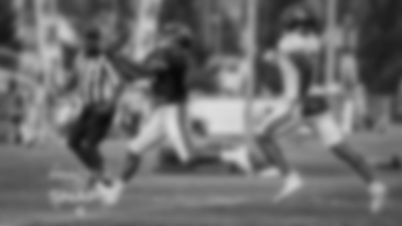 WR Garrett Johnson