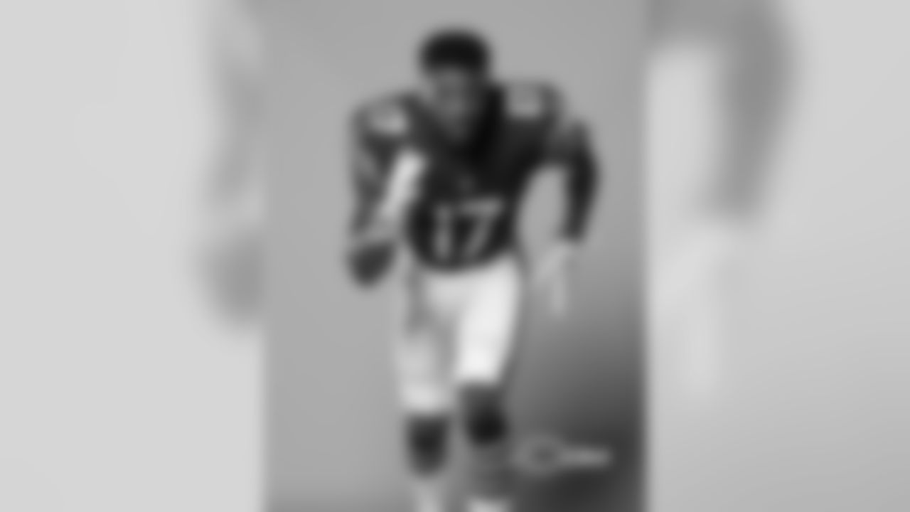 WR Anthony Miller