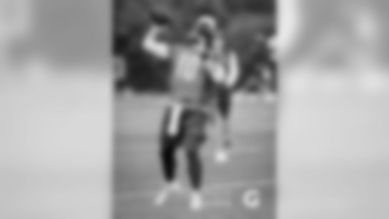 QB Mitchell Trubisky