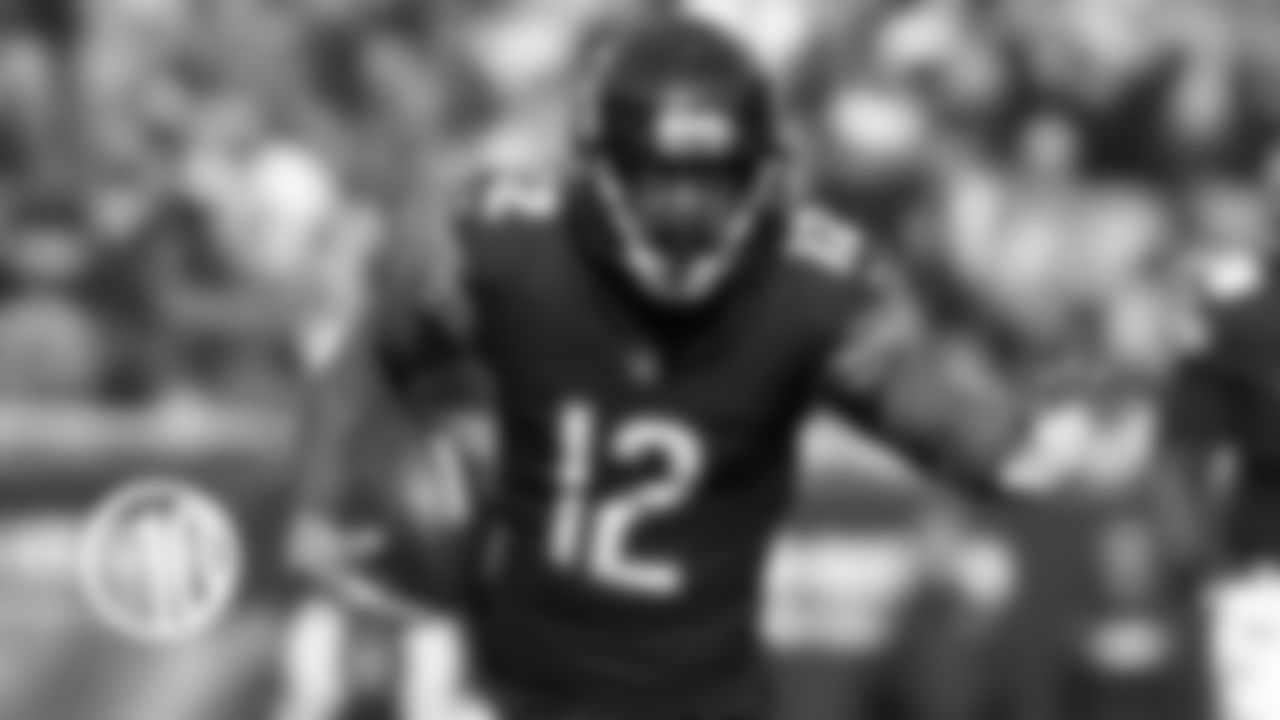 8. Bears sign receiver Allen Robinson II:
Rebounding from a torn ACL he sustained in last year's season opener with the Jaguars, Robinson has caught 55 passes for a team-high 754 yards and four TDs.