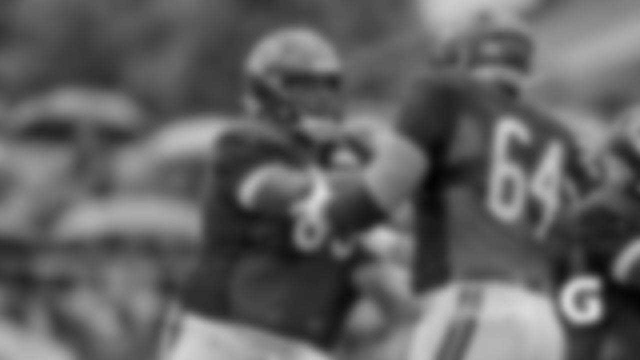 OL Rashaad Coward