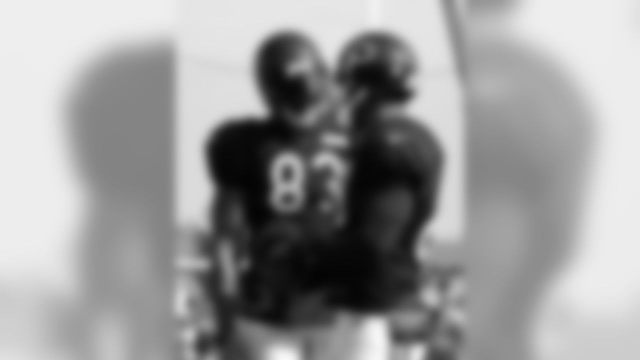 TEs Martellus Bennett (left) and Dante Rosario