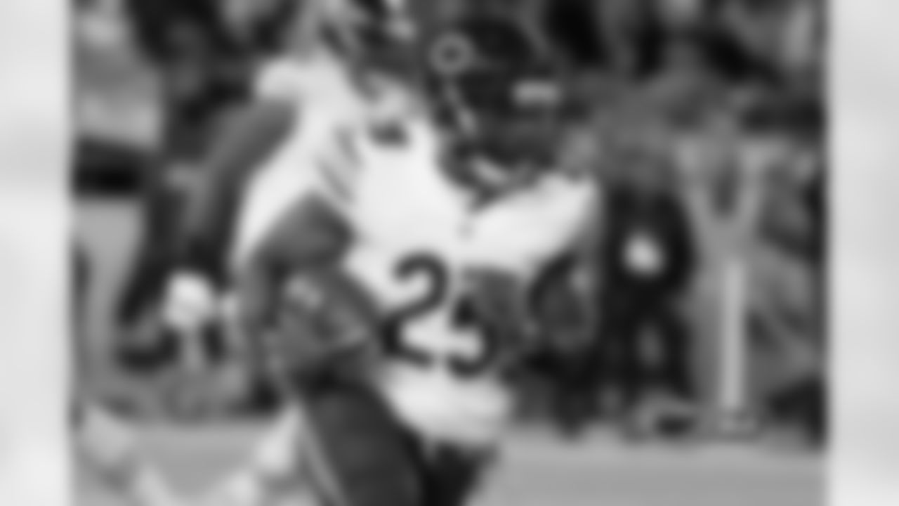 RB Ka'Deem Carey