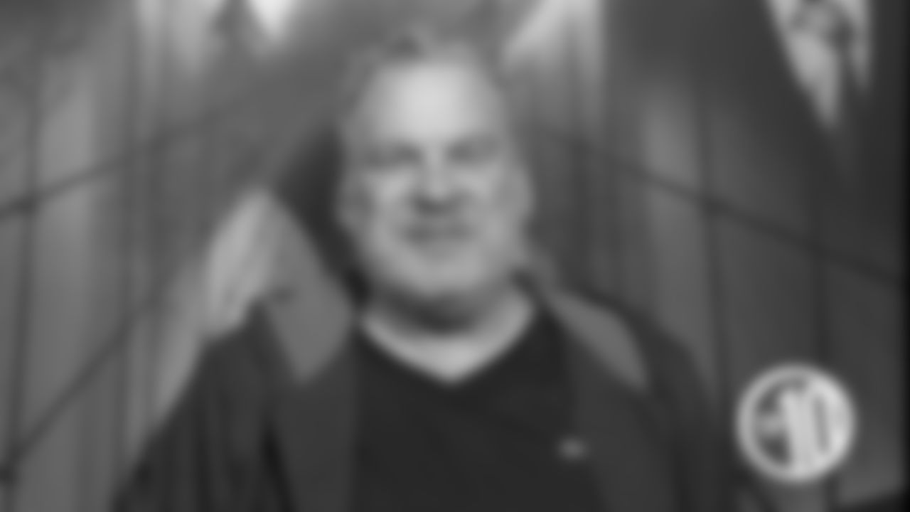(9) Jeff Garlin
The actor and comedian, best known for starring in "The Goldbergs" and "Curb Your Enthusiasm," grew up in Morton Grove and is currently a Bears season-ticket holder.