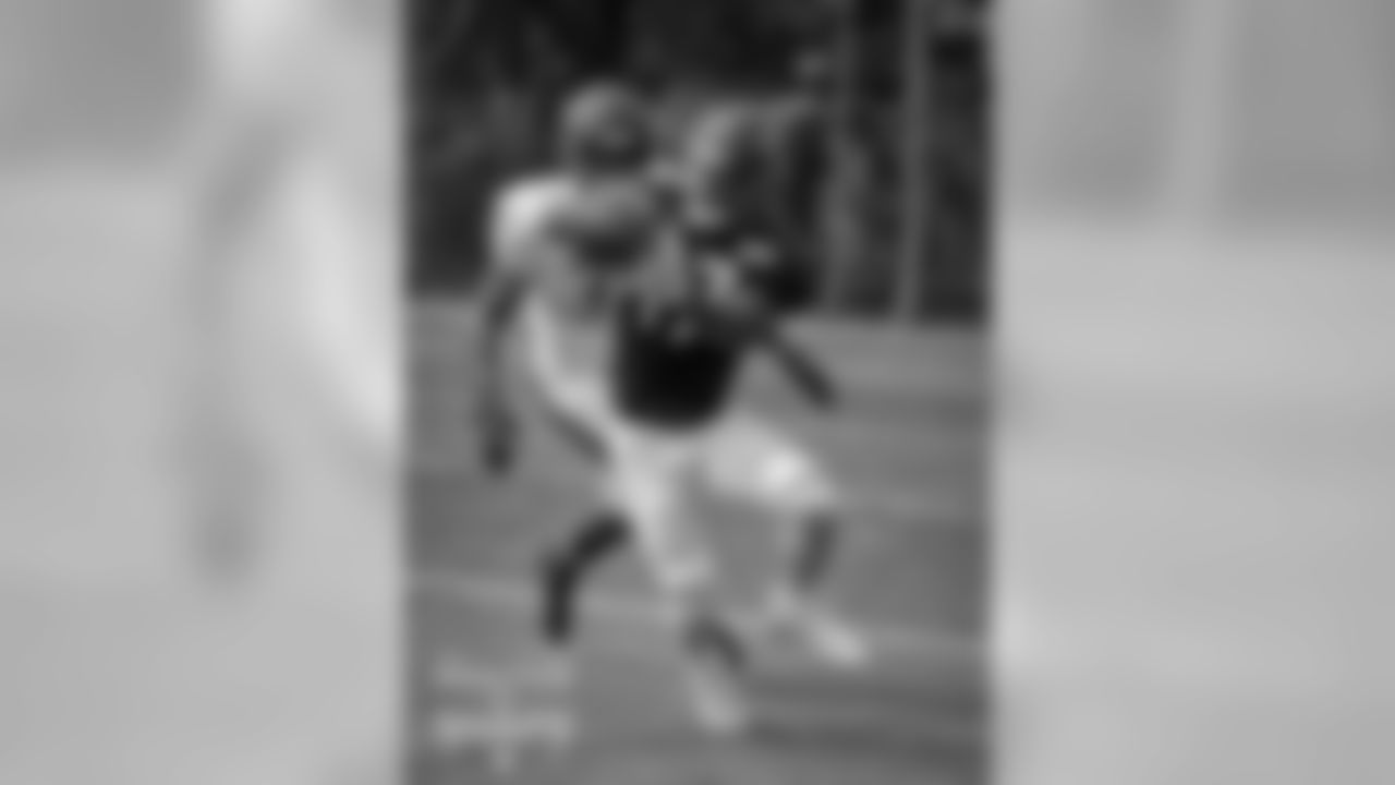 WR Anthony Miller