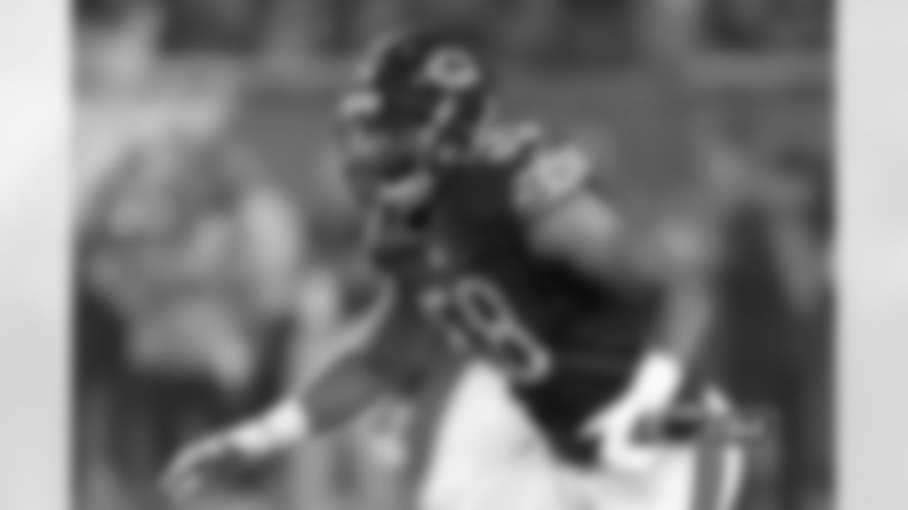 LB Jon Anderson