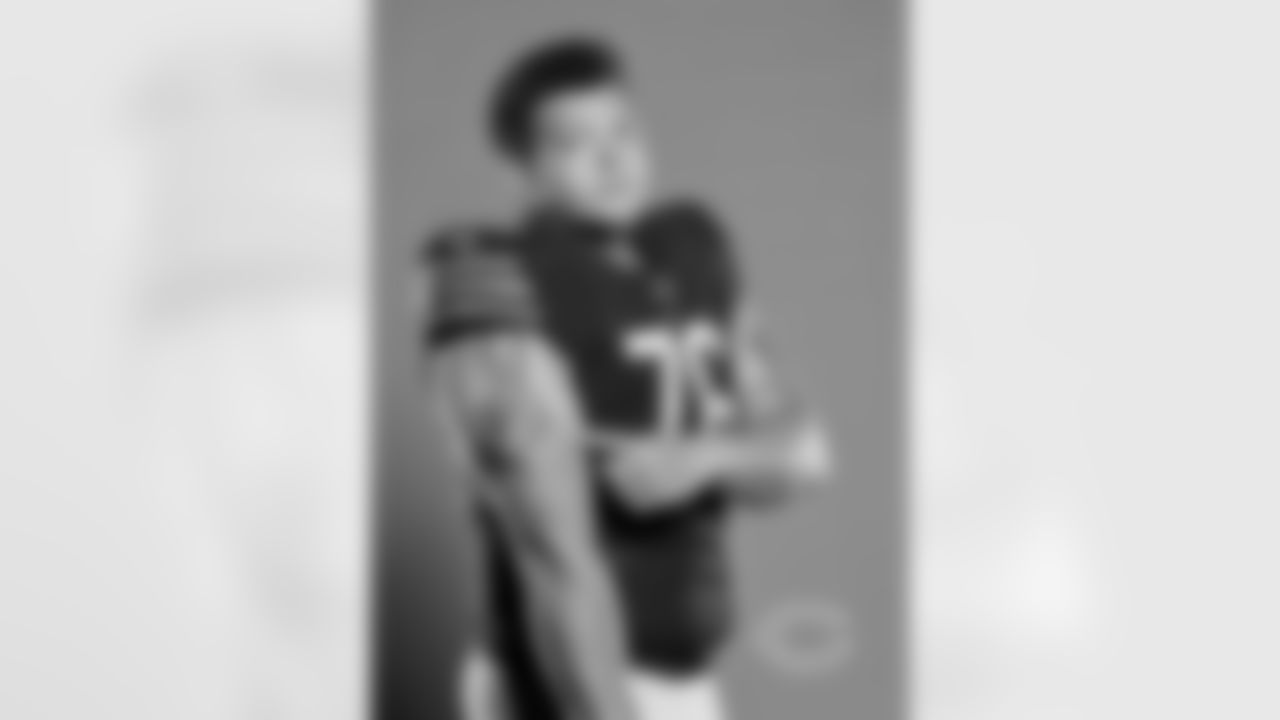 OL Teven Jenkins