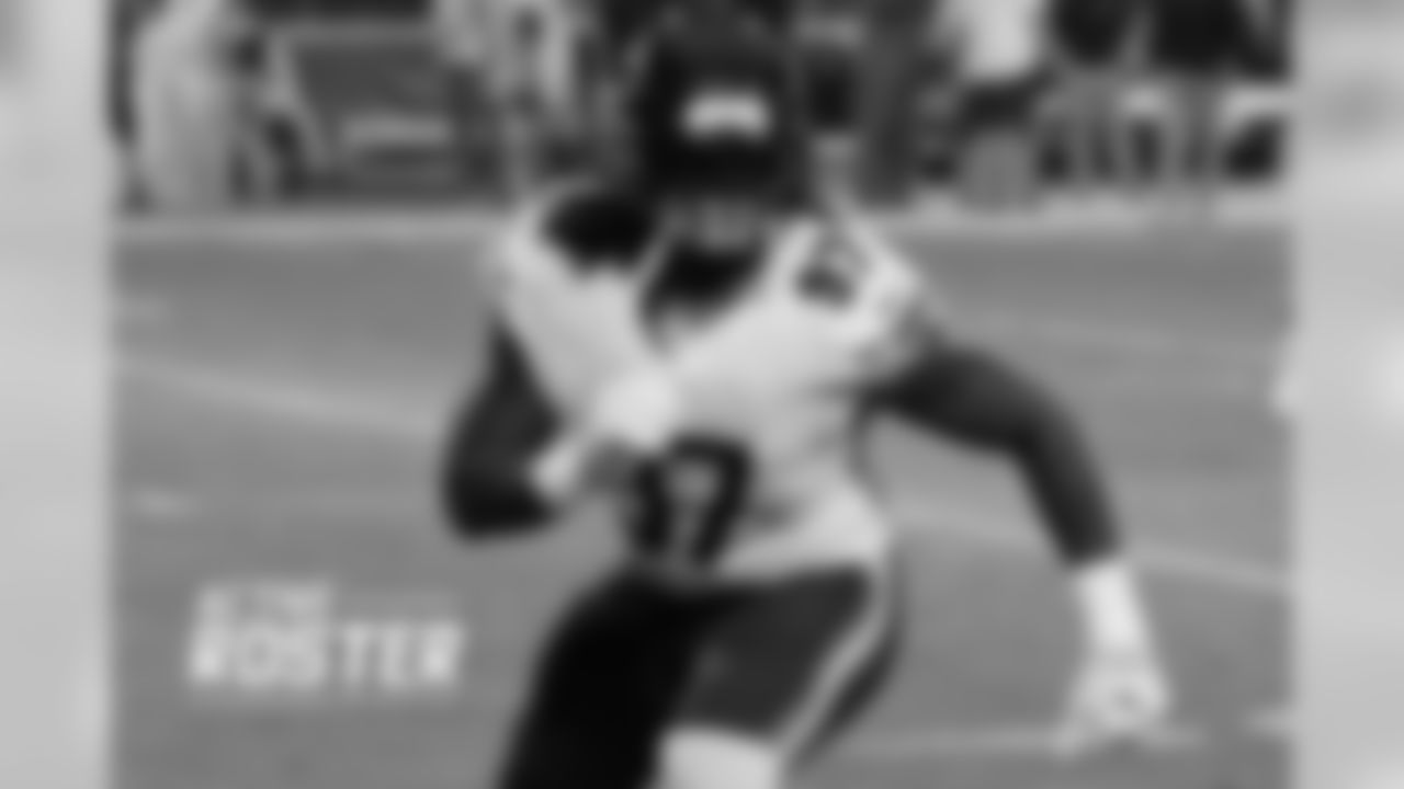 OLB Willie Young