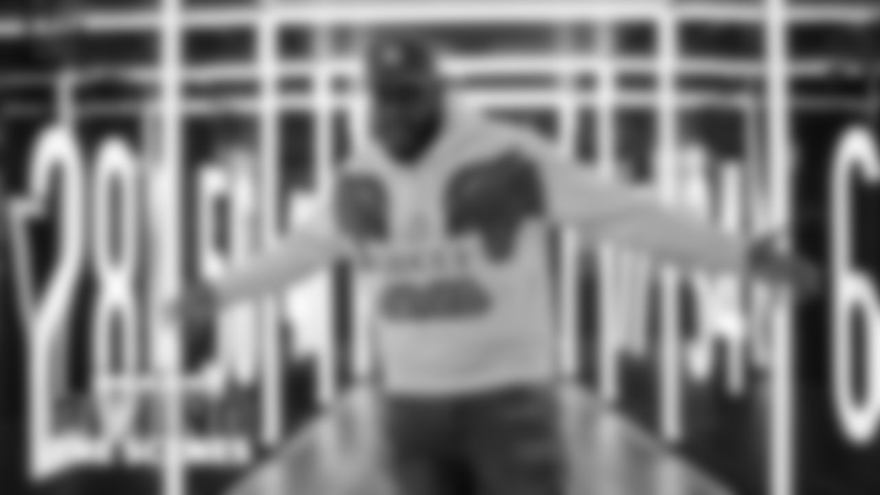 2022_Free_Agent_Arrival_040