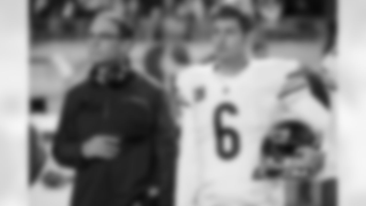 Marc Trestman and Jay Cutler stand during the National Anthem prior to a Week 3 game in Pittsburgh.