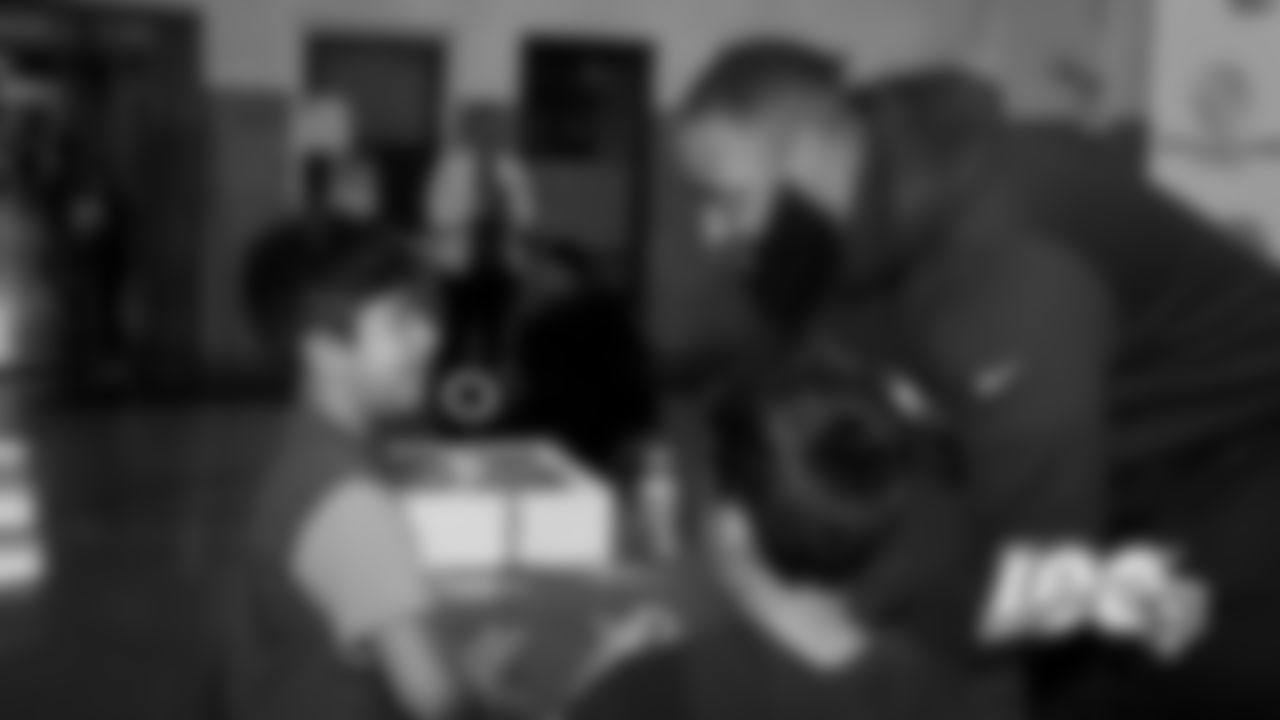 2019_Hicks_Thanksgiving_014