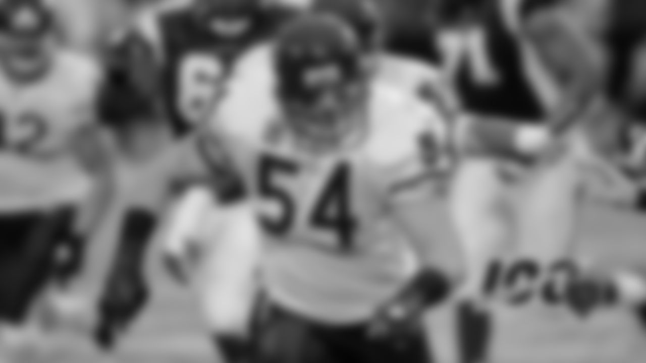 2011: Brian Urlacher, MLB