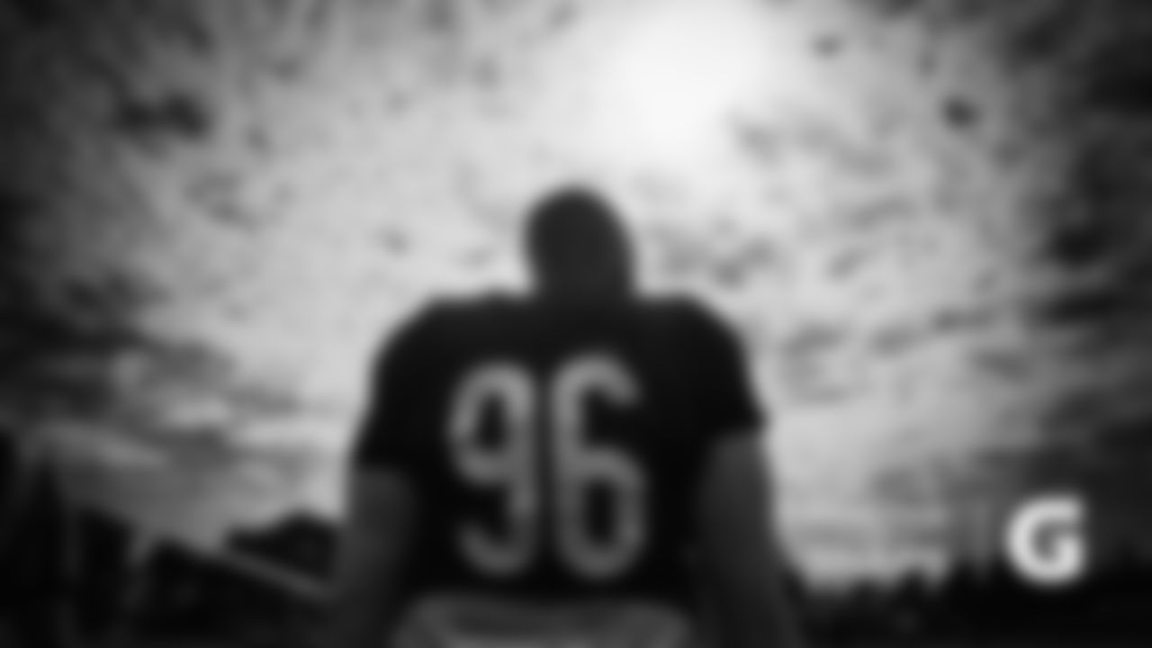 DT Akiem Hicks