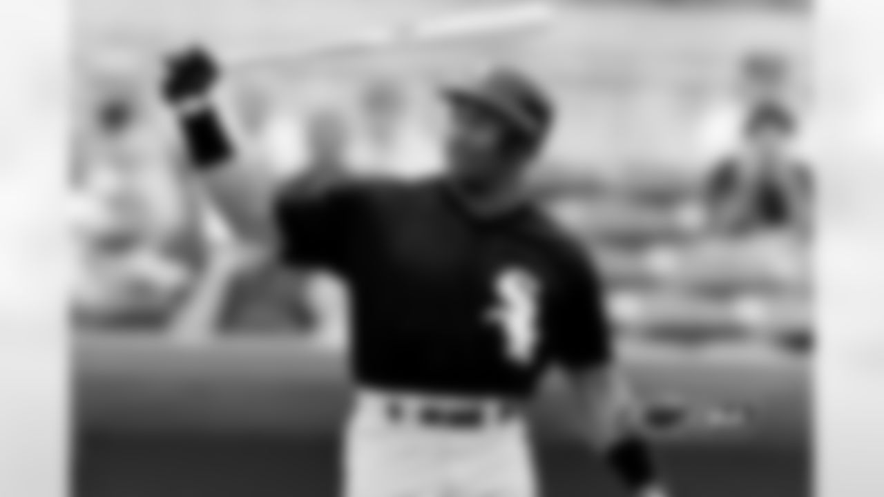 The former White Sox outfielder is the only individual to earn all-star honors in baseball and football, something he accomplished with the Royals and Raiders, respectively.
