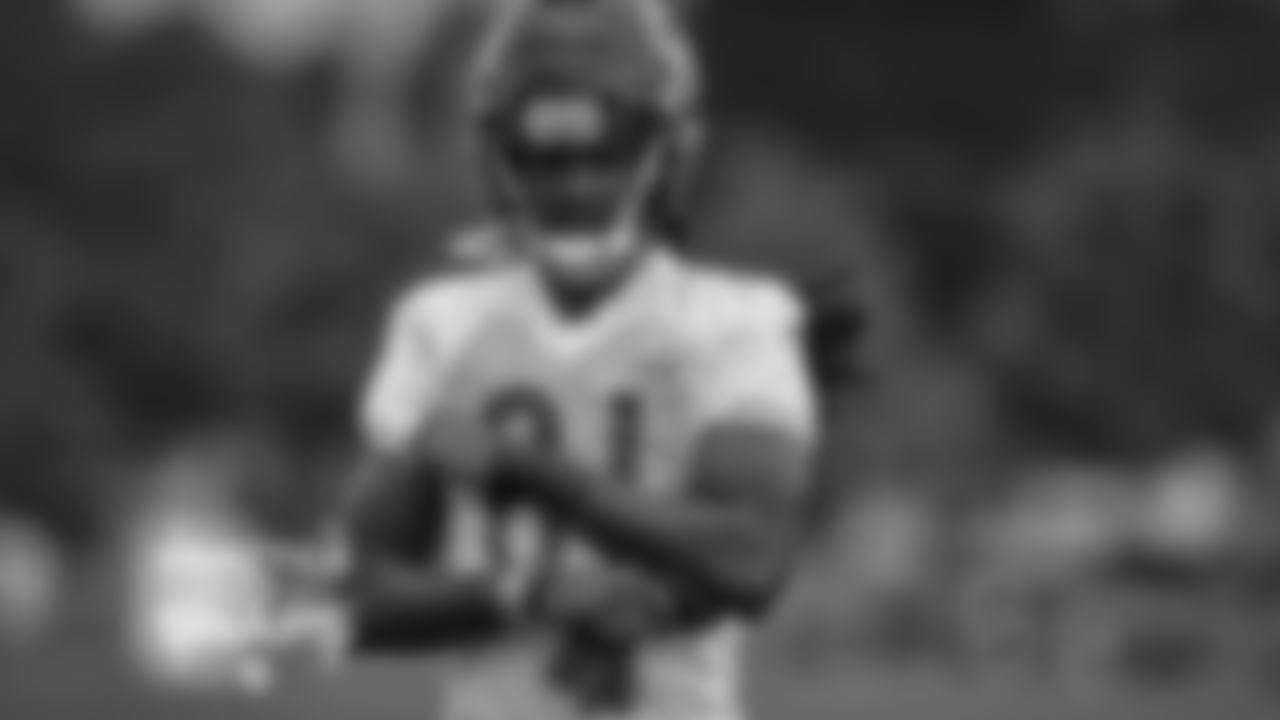 WR Marlon Brown