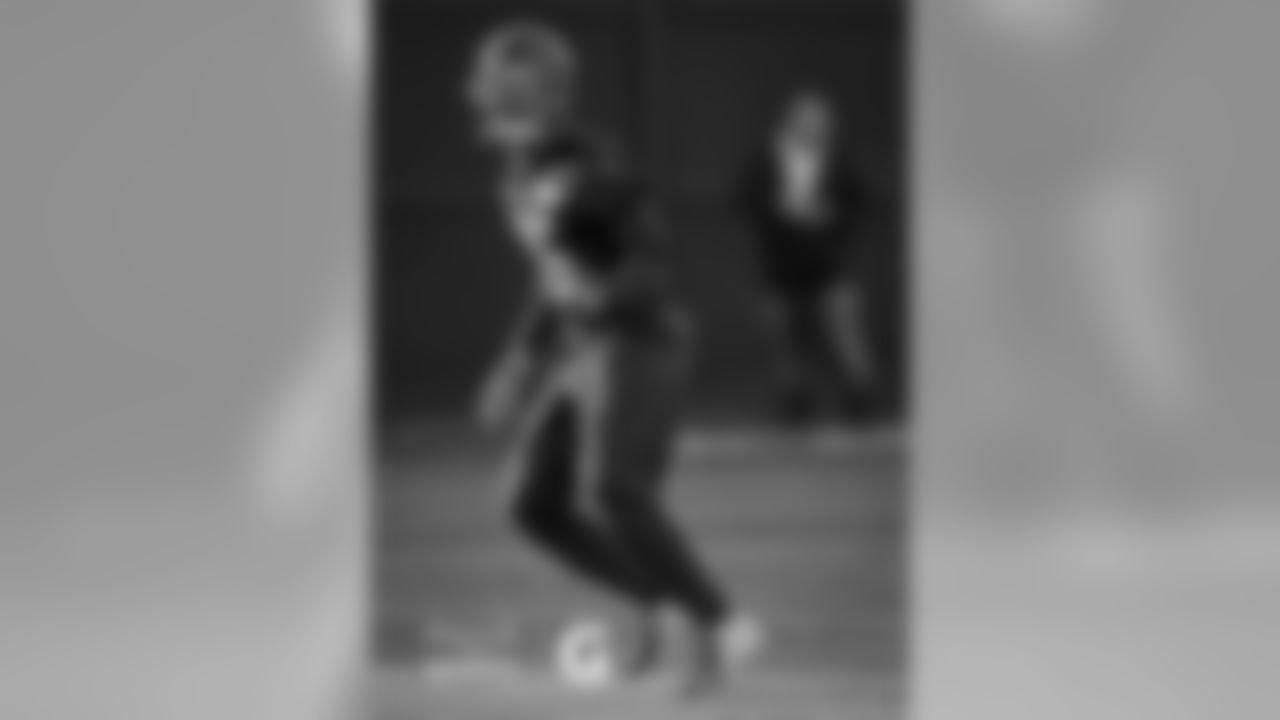 DB Deon Bush