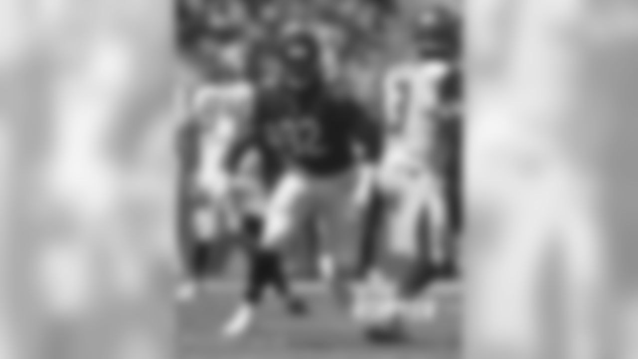 OLB Pernell McPhee