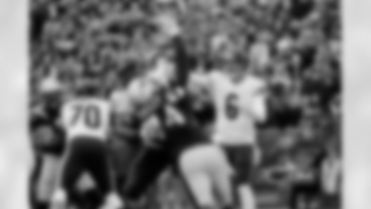 Date TBD at Gillette Stadium.
TV: FOX (local) Radio: WBBM