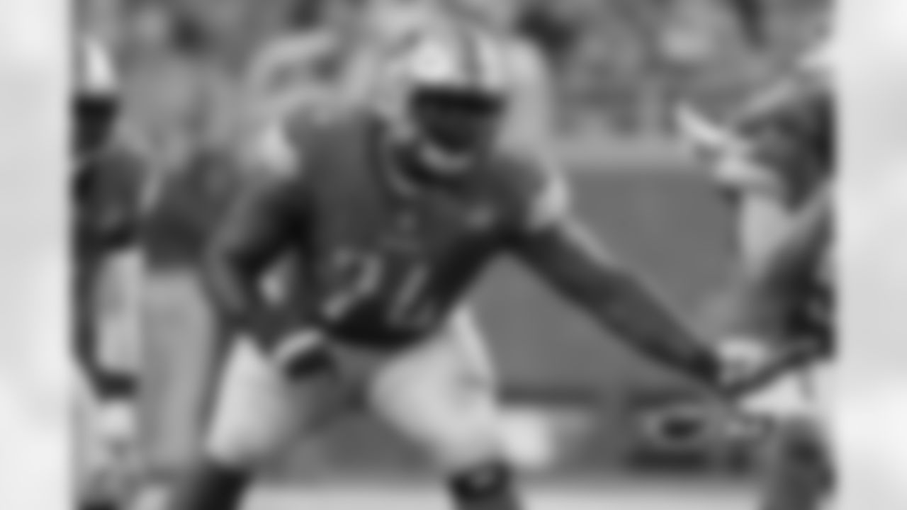 Backups: Corey Robinson