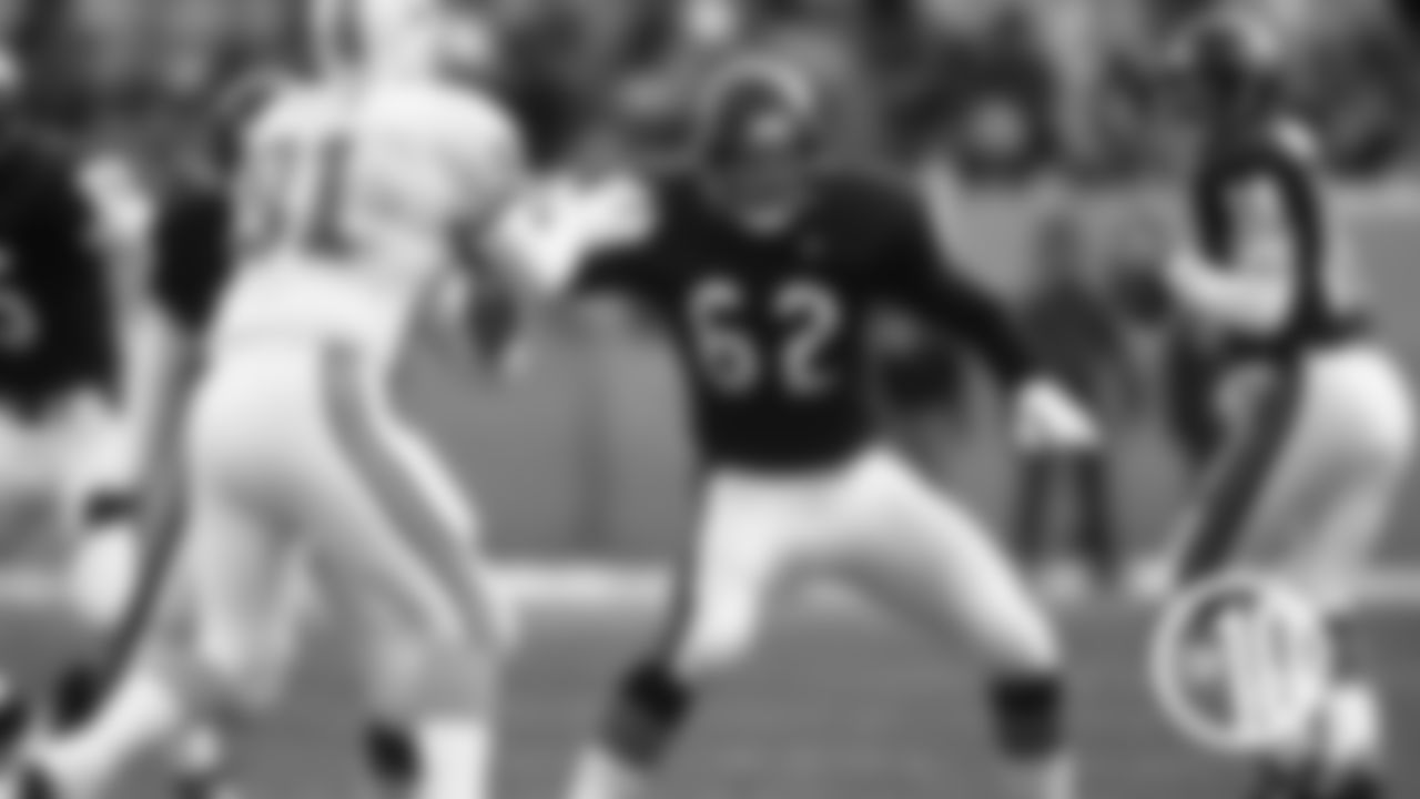 (7) Mark Bortz, G (eighth round in 1983)
The two-time Pro Bowler was a converted college defensive tackle who was part of some of the best offensive lines in NFL history with the Bears.