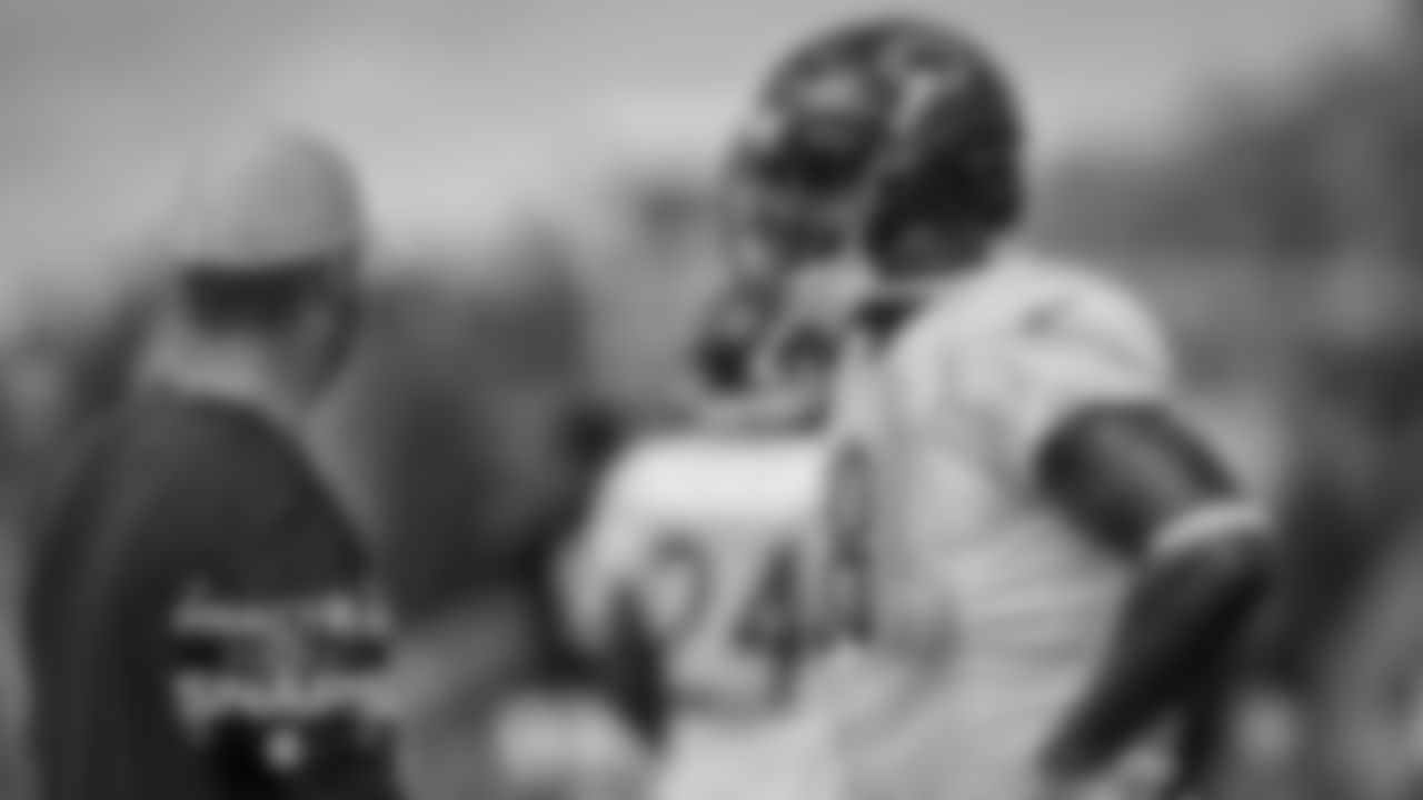TE Dion Sims