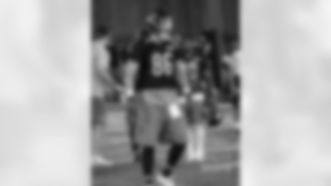 TE Zach Miller
