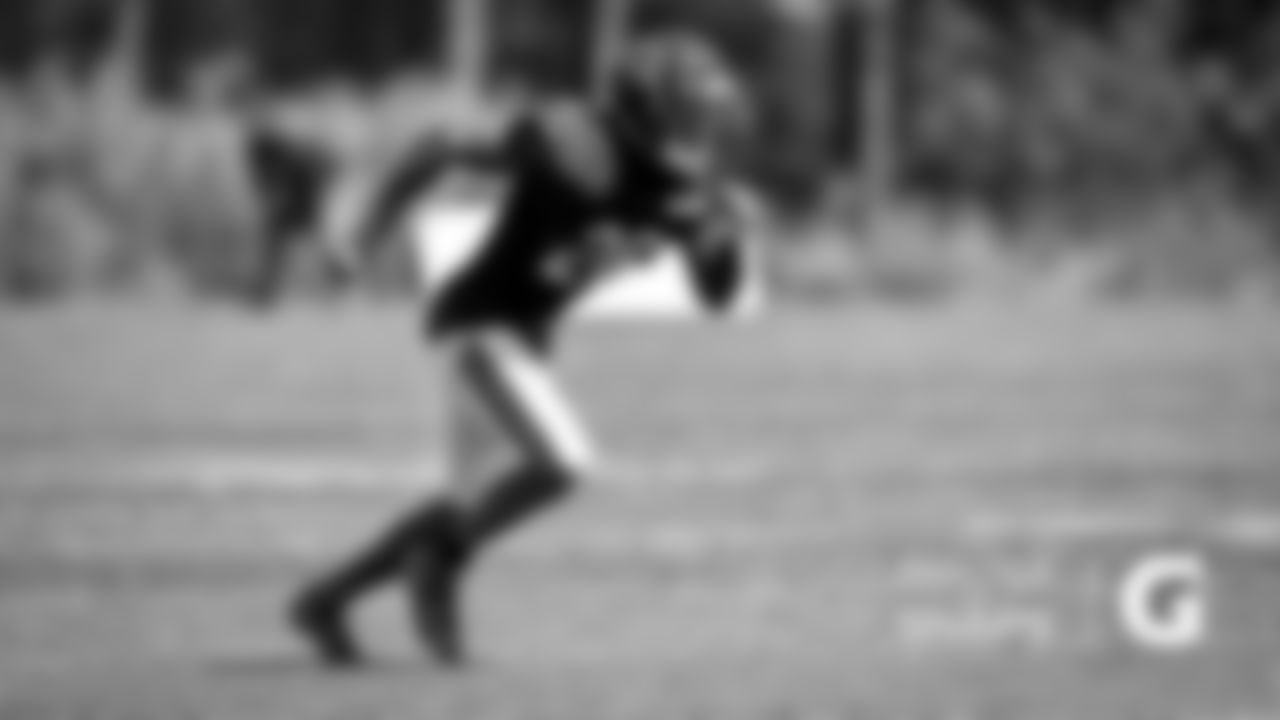 DB Deon Bush