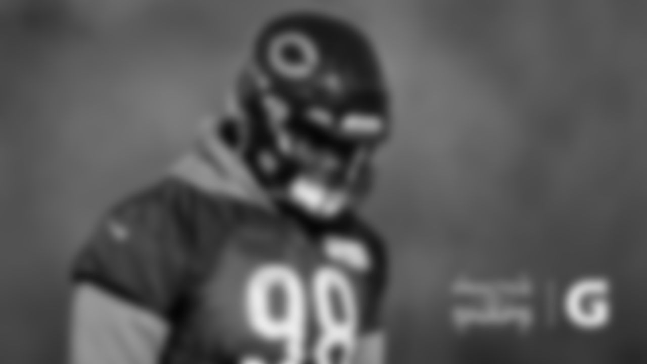 DL Bilal Nichols