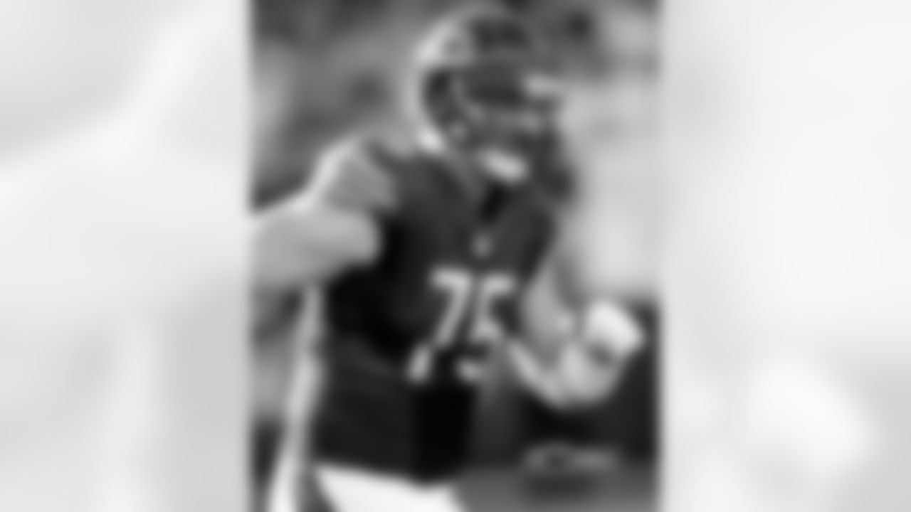 OL Kyle Long