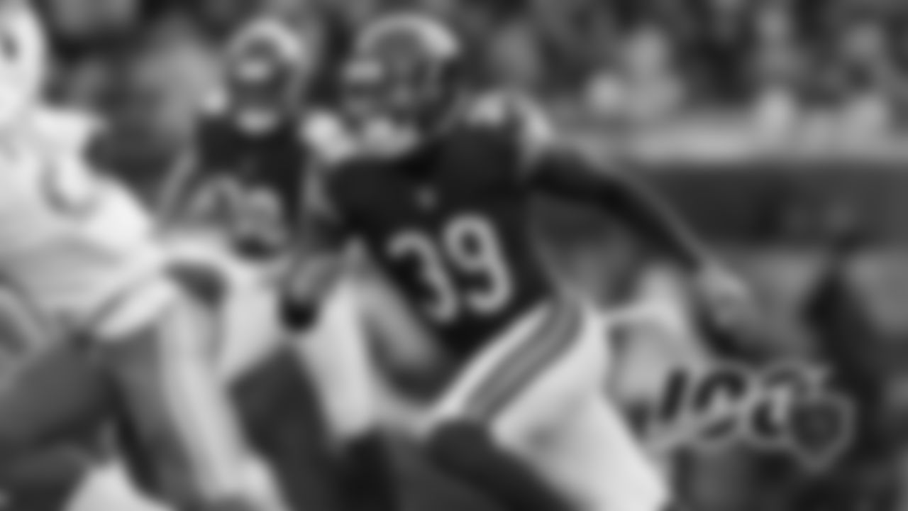 DB Eddie Jackson