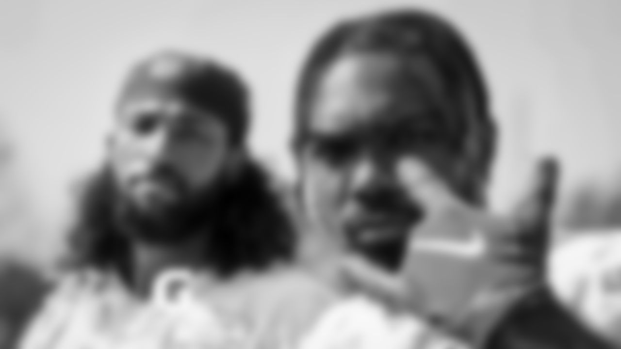 DB Xavier Crawford, DB Kindle Vildor
