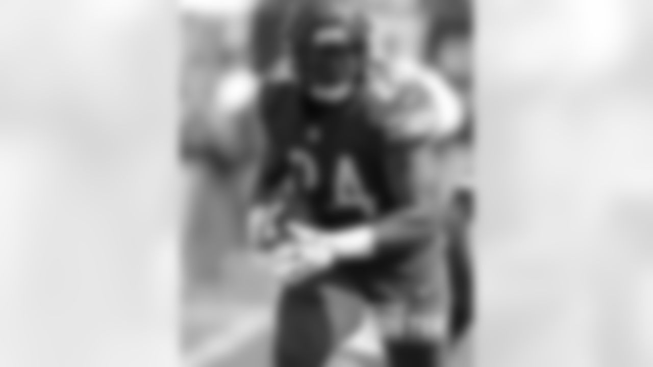 RB Jordan Howard