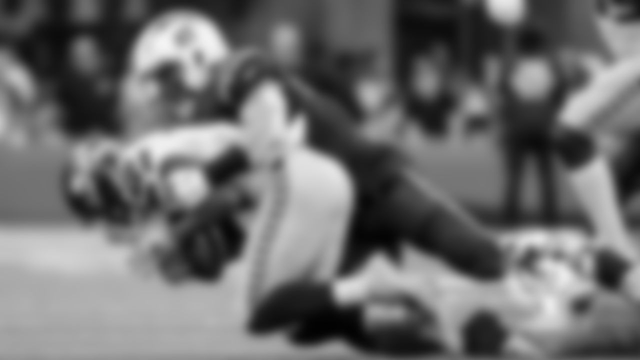 LB Drue Tranquill
Age: 28
2022 team: Los Angeles Chargers
