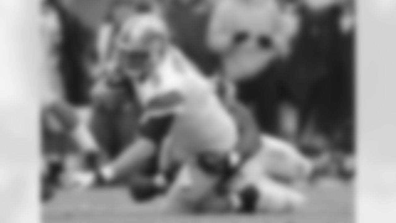 Lions QB Matthew Stafford is sacked by Bears LB Christian Jones
