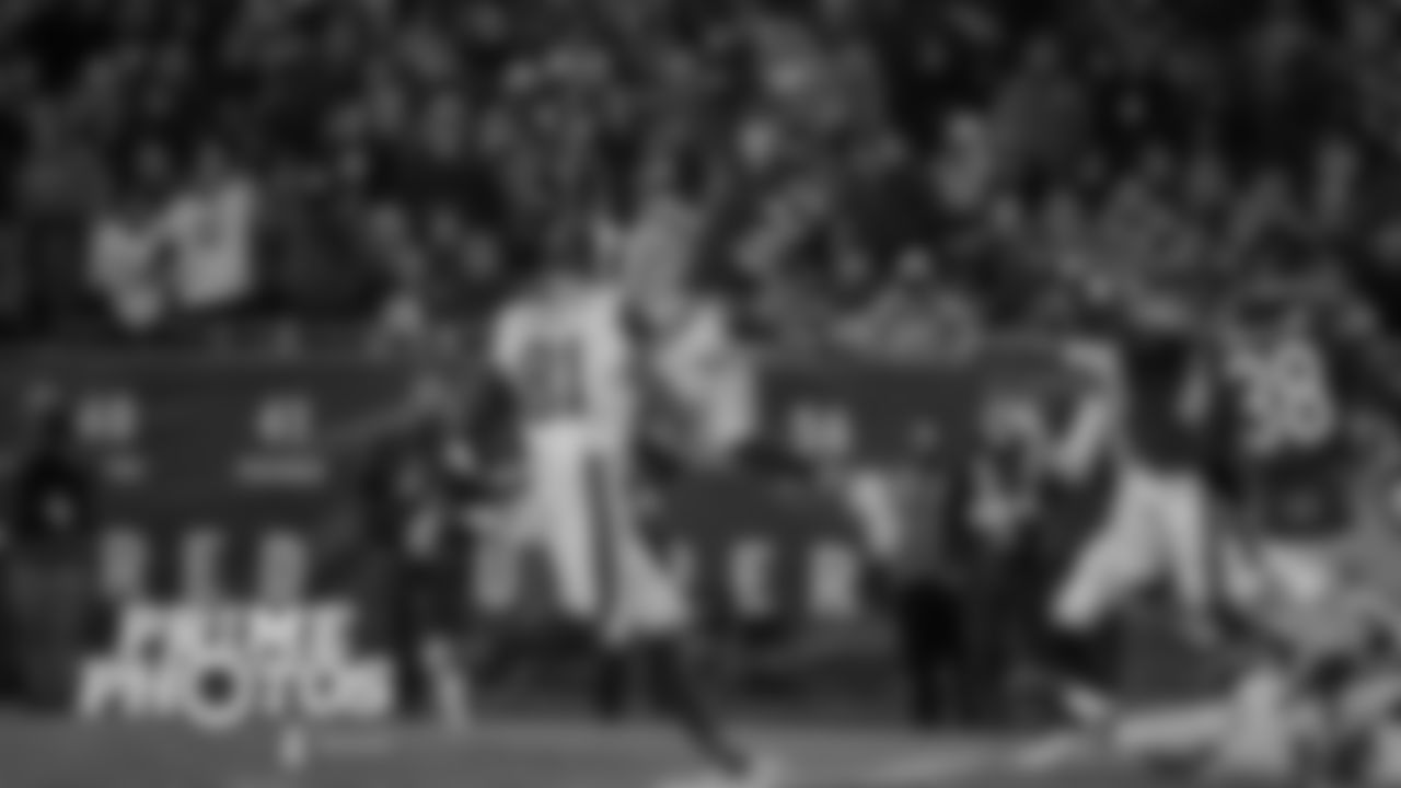 Chicago Bears take on the Los Angeles Rams, Sunday, December 9, 2018, in Chicago, Illinois.