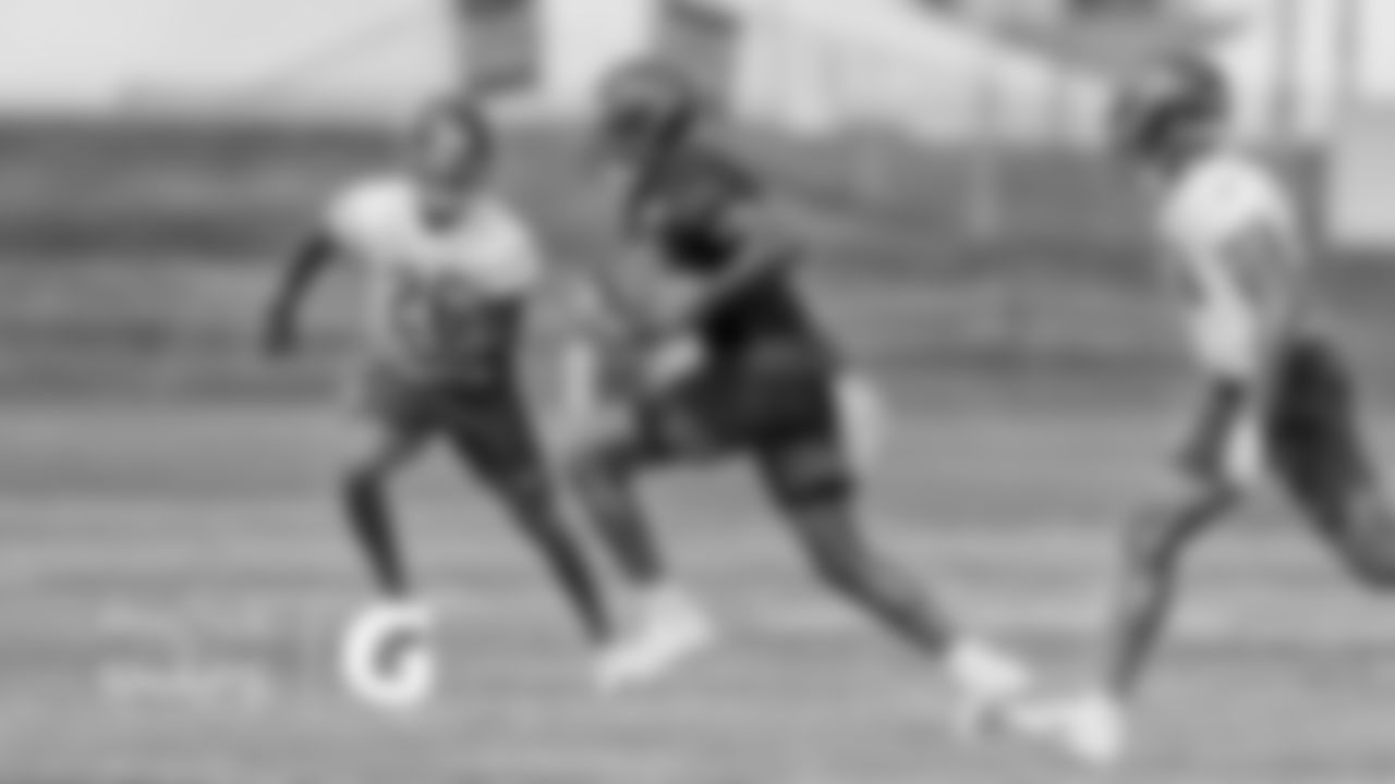 WR Jordan Williams-Lambert