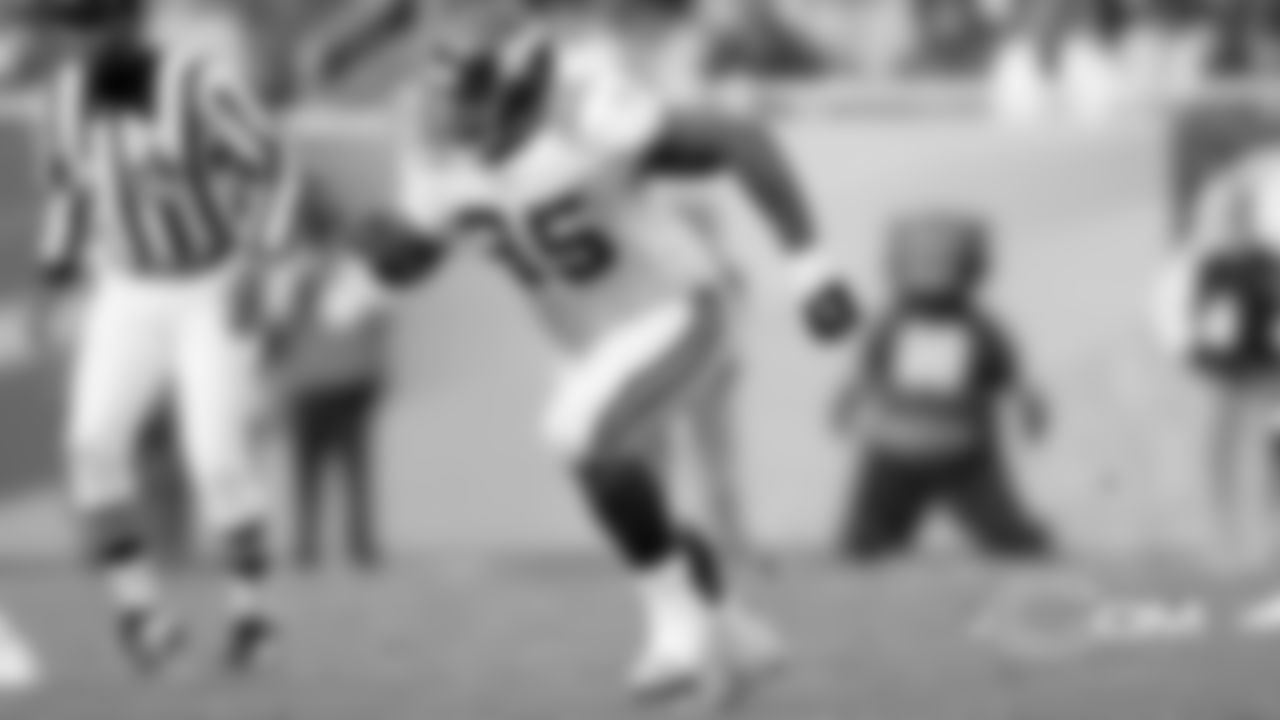 2004
DE Kenechi Udeze (Vikings)