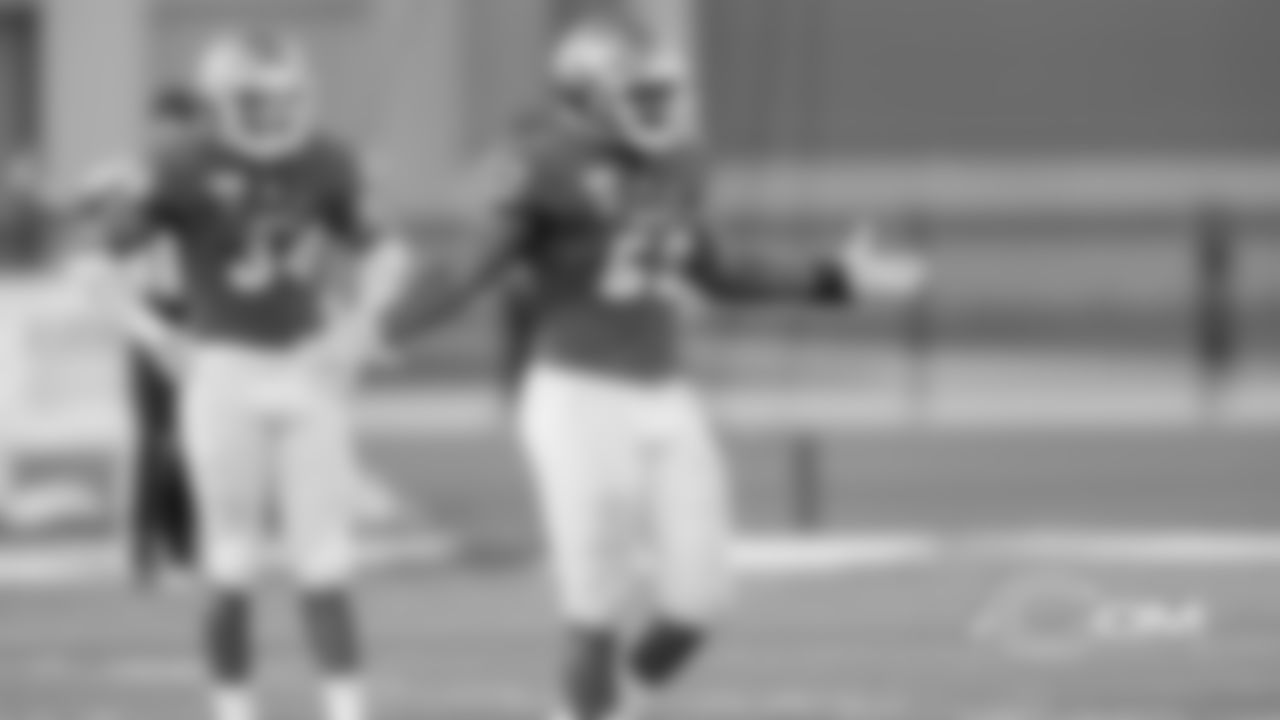 LB Ledarius Mack