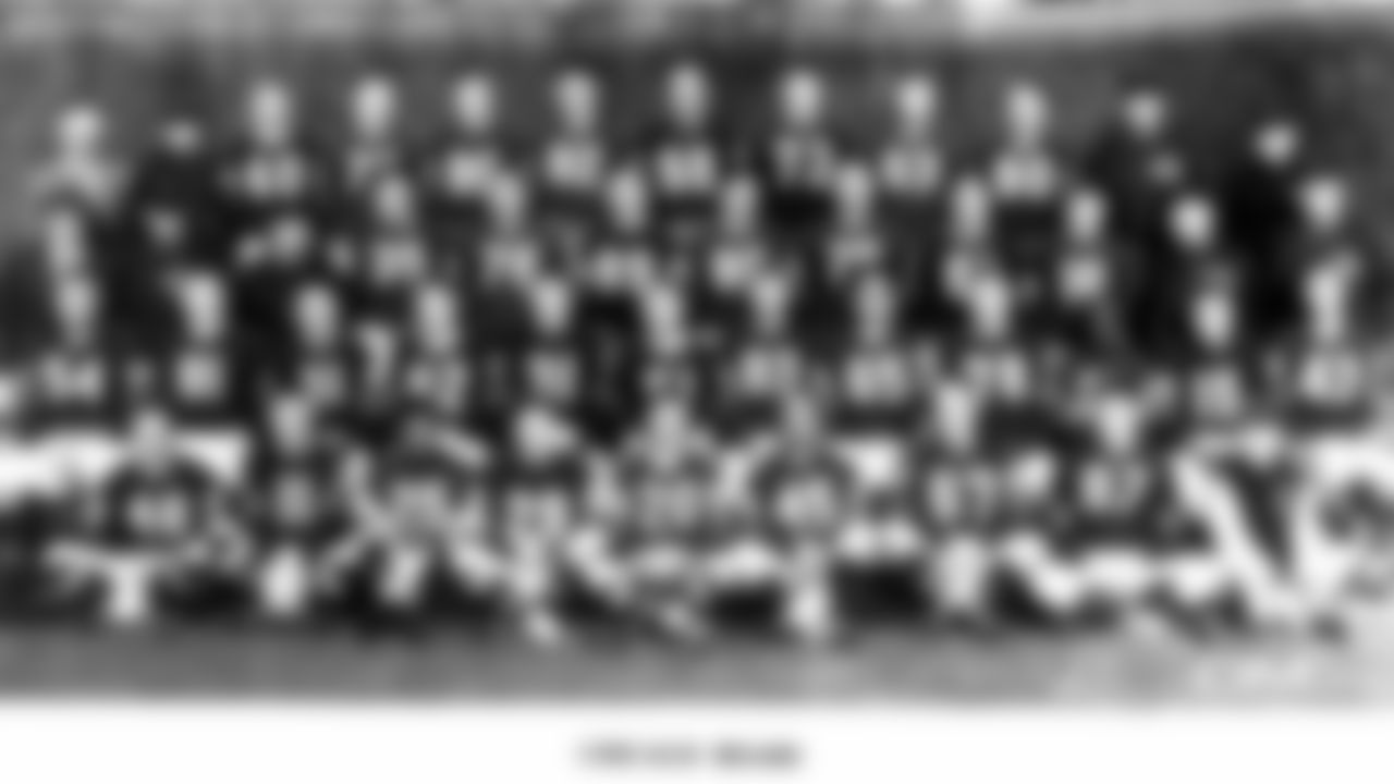 1956
11. Haluska 15. Brown 16. Blanda 20. Smith 21. Jeter 25. Caroline 29. Moore 31. Fortunato 35. Casares 40. Wallace 41. Carl 43. Dooley 45. Watkins 46. Bingham 51. Hansen 54. Klawitter 55. Strickland 61. George 62. Gilbert 63. Brackett 65. Clark 67. Roggeman 72. Wightkin 73. Bishop 75. Williams 76. Mellekas 78. Jones 80. Helwig 81. Atkins 82. Hoffman 83. McColl 86. Meadows 87. Hill 88. Schroeder 89. Hoffman John "Paddy" Driscoll - Head Coach