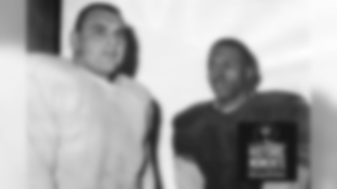 Defensive and offensive rookies of the year, Dick Butkus and Gale Sayers on Dec. 16, 1965. Bears Historic Moments - Chicago Tribune