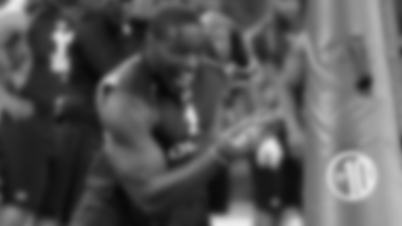 T10) Sam Acho
Bench reps: 23